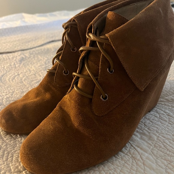 Michael Kors wedge suede booties size 8 - Picture 2 of 5
